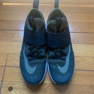 Nike Air Zoom Strong Cross Trainer’s